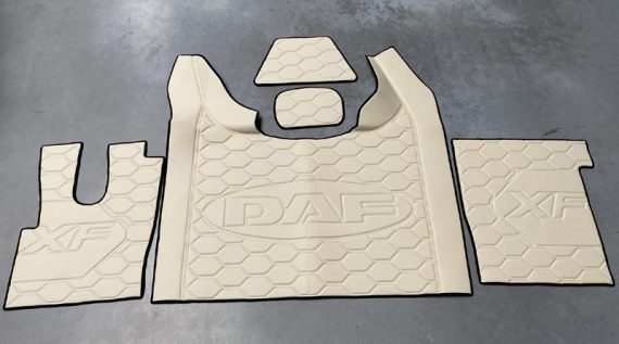 autokoberec DAF 106 od 2017 automat – vlastní kombinace /vzor 1/ – alcantara