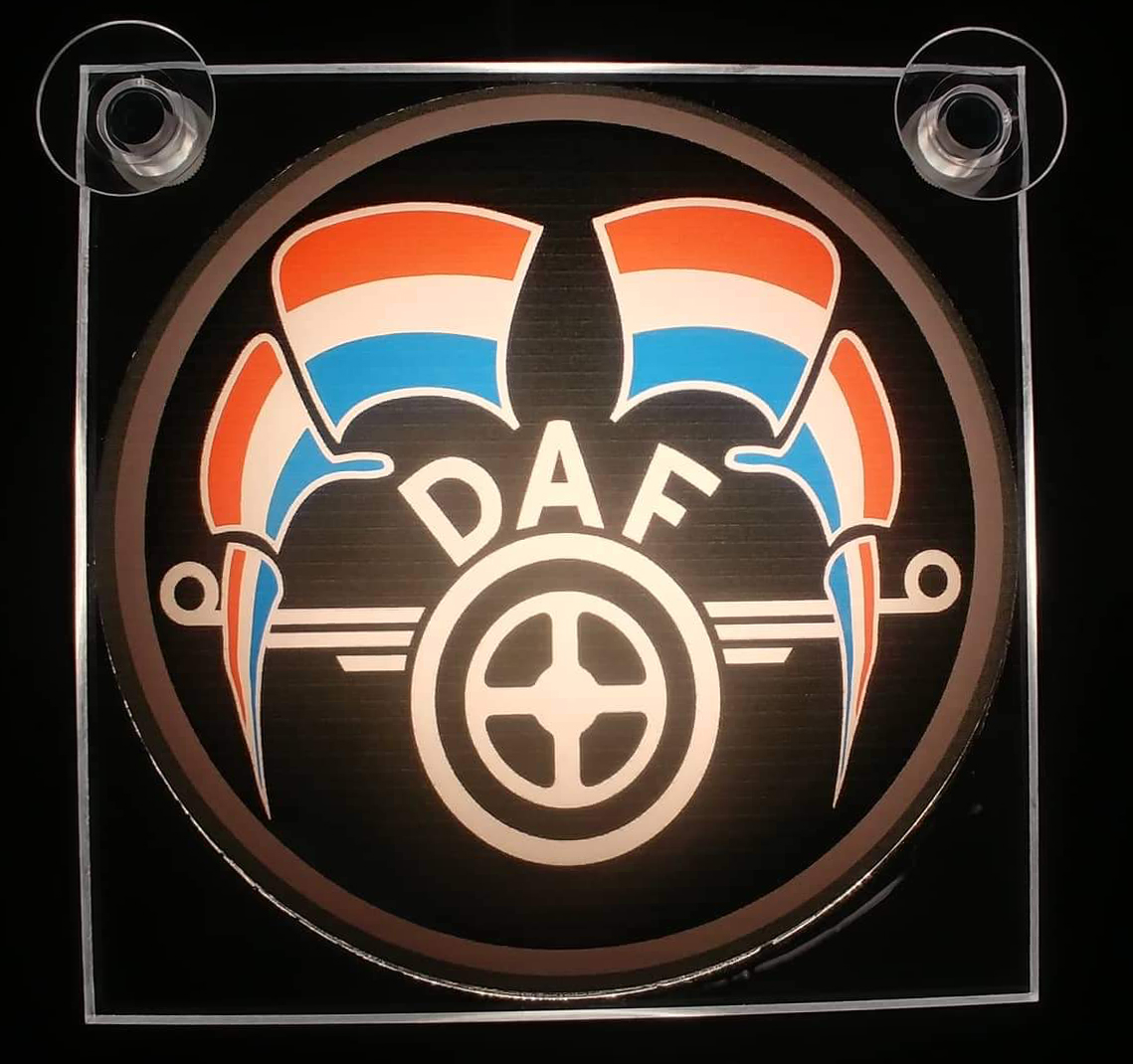 Světelný LED box – DAF Holland Flags USB